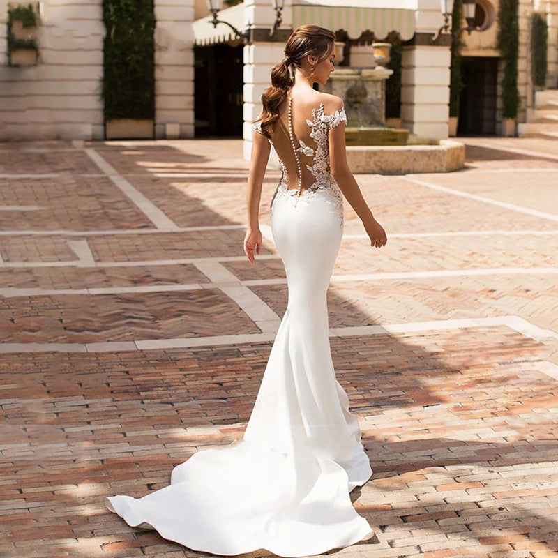 Sleeveless Long Fishtail Wedding Dress